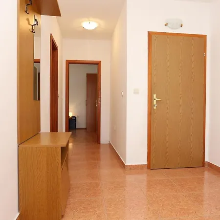 Kuciste - Perna 4545d Trstenik (Dubrovnik-Neretva)